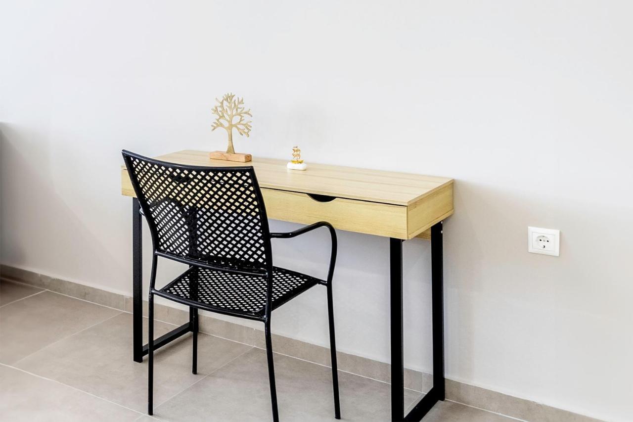 Divine 2Br Apartment In The Heart Of Athènes Extérieur photo